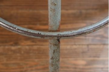 ヴィンテージ家具　イギリスビンテージ ファクトリー 回転椅子(1)(チェア、イス)