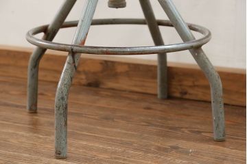 ヴィンテージ家具　イギリスビンテージ ファクトリー 回転椅子(1)(チェア、イス)