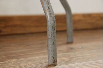 ヴィンテージ家具　イギリスビンテージ ファクトリー 回転椅子(1)(チェア、イス)