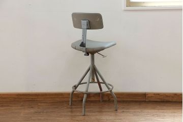 ヴィンテージ家具　イギリスビンテージ ファクトリー 回転椅子(1)(チェア、イス)