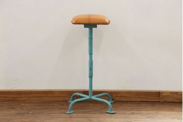 ヴィンテージ家具　イギリスビンテージ ファクトリー 回転椅子(2)(スツール)