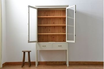 アンティーク家具　アンティーク　かわいいペイント食器棚(カップボード・キッチンキャビネット)