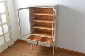 アンティーク家具　アンティーク　かわいいペイント食器棚(カップボード・キッチンキャビネット)