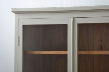 アンティーク家具　アンティーク　かわいいペイント食器棚(カップボード・キッチンキャビネット)