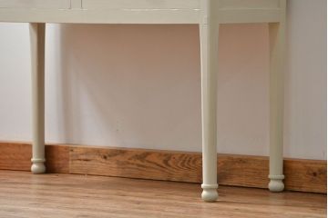 アンティーク家具　アンティーク　かわいいペイント食器棚(カップボード・キッチンキャビネット)