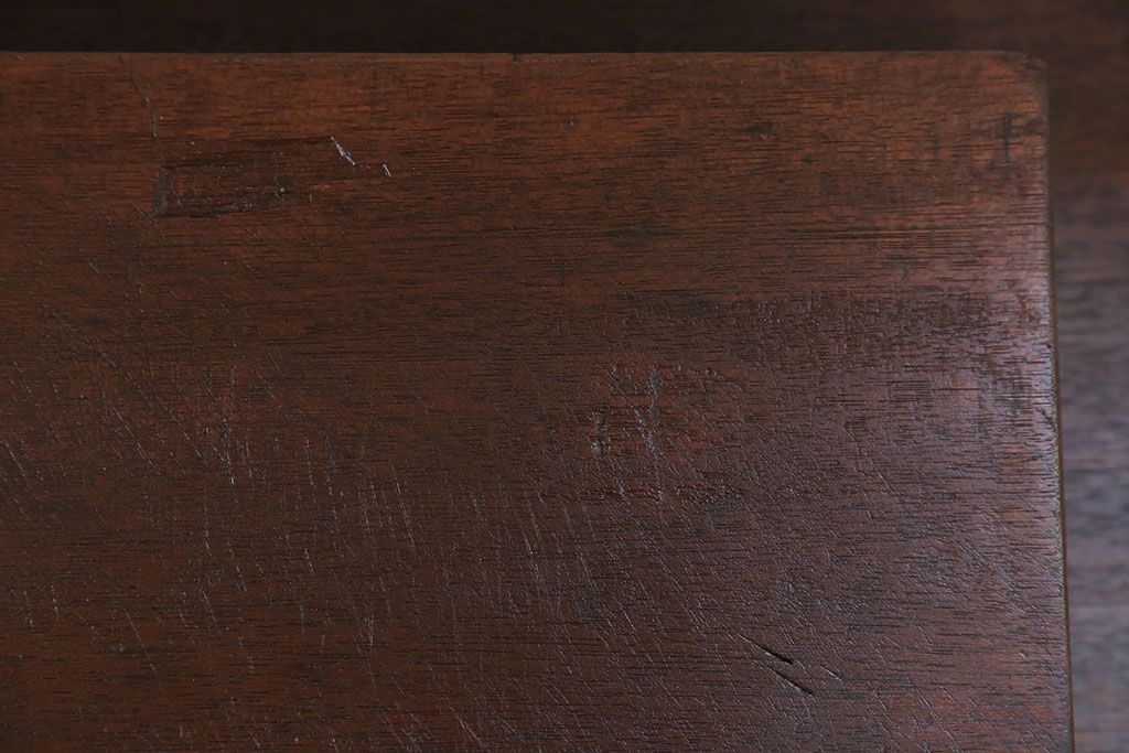 アンティーク雑貨　アンティーク 古い木のシンプルな飾り棚(花台)