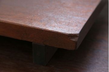 アンティーク雑貨　アンティーク 古い木のシンプルな飾り棚(花台)