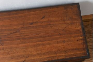 アンティーク家具　古民具・骨董 金具の立派な時代箪笥ローボード(2)(ローチェスト)