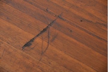 アンティーク家具　古民具・骨董 金具の立派な時代箪笥ローボード(2)(ローチェスト)