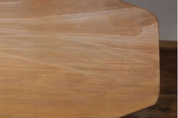 アンティーク雑貨　イギリスアンティーク 折り畳み式のアーム付きアイロン台