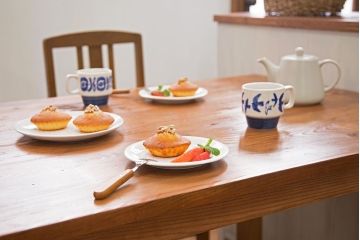 【ラフジュ工房オリジナル・ダイニングテーブル】 古材天板のダイニングテーブル(作業台)(2)
