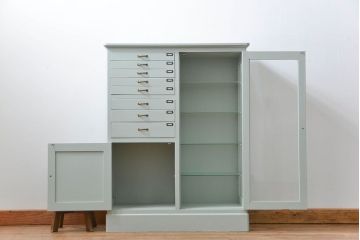 アンティーク家具　アンティーク かわいいリペイント デンタルキャビネット(ケビント、収納棚)