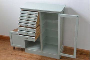 アンティーク家具　アンティーク かわいいリペイント デンタルキャビネット(ケビント、収納棚)