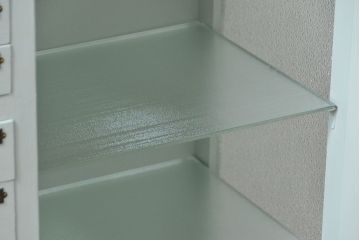 アンティーク家具　アンティーク かわいいリペイント デンタルキャビネット(ケビント、収納棚)