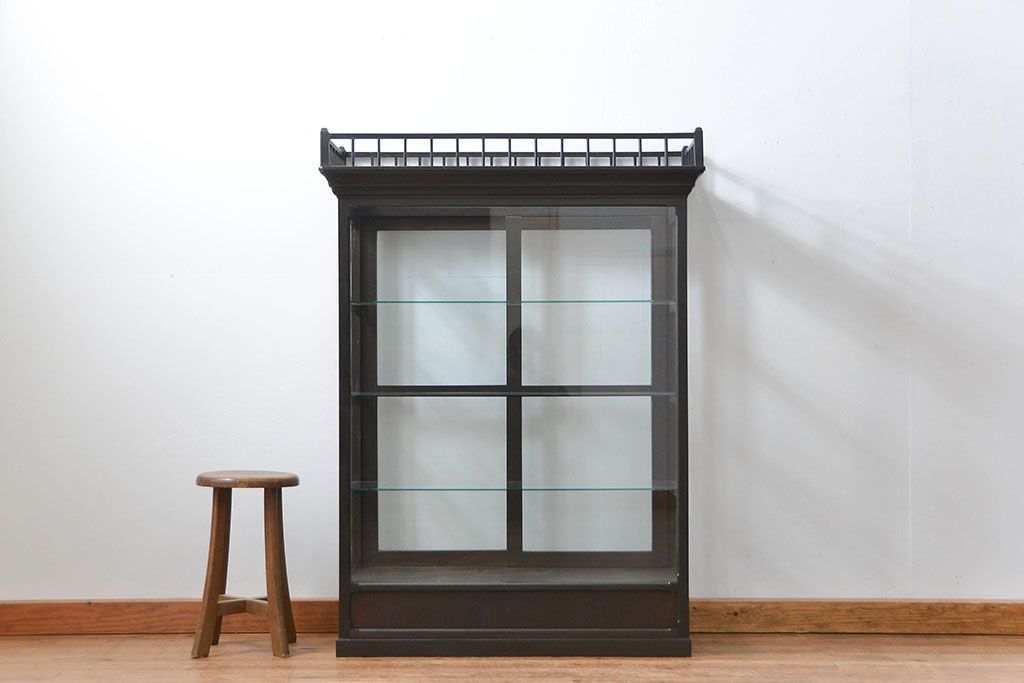 アンティーク家具　大正ロマン 高級品 天枠付き古いタバコ屋のガラスケース(ショーケース)