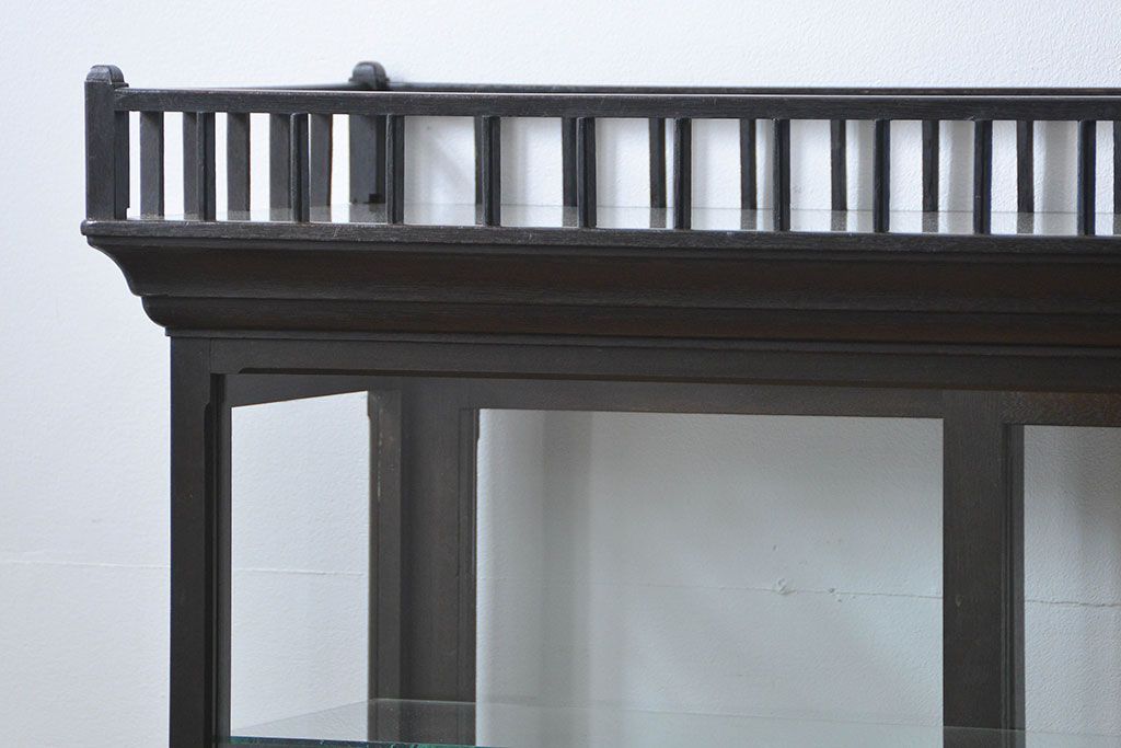 アンティーク家具　大正ロマン 高級品 天枠付き古いタバコ屋のガラスケース(ショーケース)