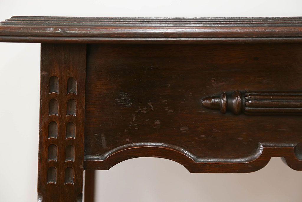 アンティーク家具　アンティーク 大正ロマン 上質なサイドテーブル