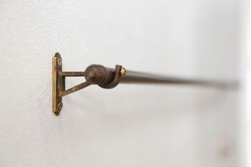 アンティーク雑貨　アンティーク 真鍮製の小さなカーテンレール