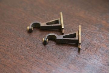 アンティーク雑貨　アンティーク 真鍮製の小さなカーテンレール