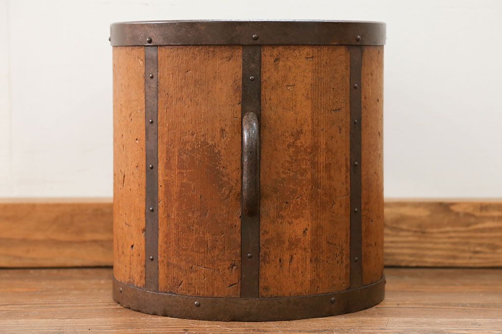 アンティーク雑貨　アンティーク 古い木の一斗升(一斗マス)