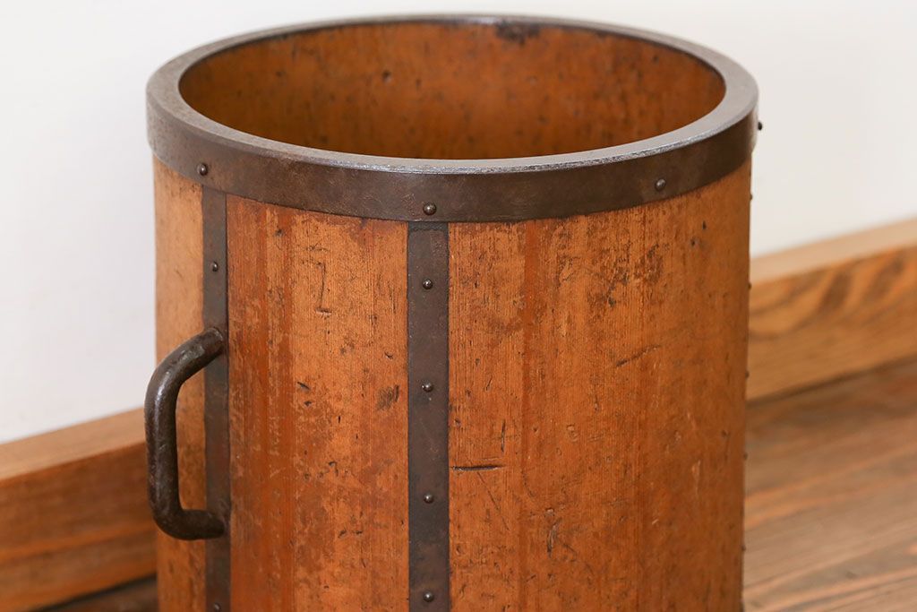 アンティーク雑貨　アンティーク 古い木の一斗升(一斗マス)