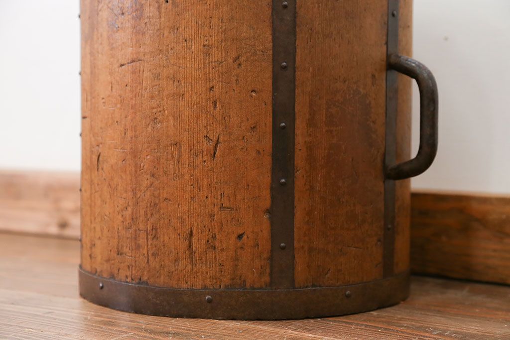 アンティーク雑貨　アンティーク 古い木の一斗升(一斗マス)