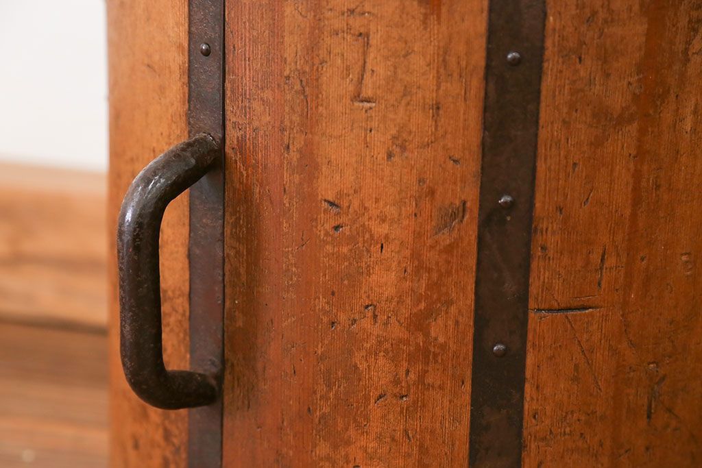 アンティーク雑貨　アンティーク 古い木の一斗升(一斗マス)