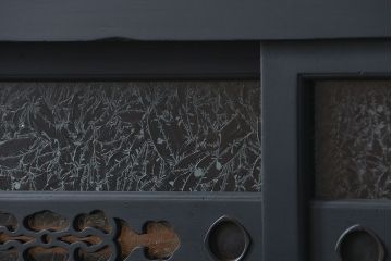 アンティーク家具　【T様ご決済分】アンティーク 結霜ガラス入り!四尺　重ね水屋箪笥