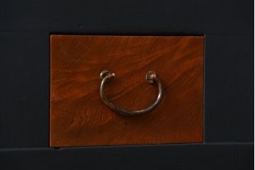 アンティーク家具　【T様ご決済分】アンティーク 結霜ガラス入り!四尺　重ね水屋箪笥