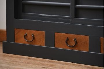 アンティーク家具　【T様ご決済分】アンティーク 結霜ガラス入り!四尺　重ね水屋箪笥