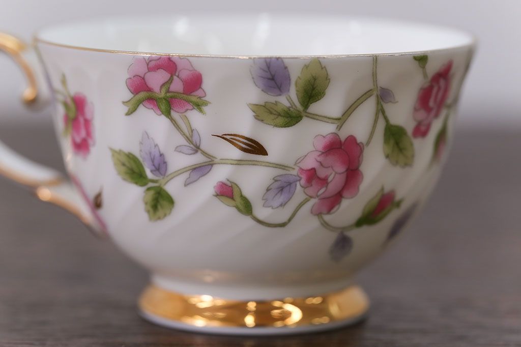 アンティーク雑貨　ノリタケ・大皿、カップ&ソーサー(ノリタケ(Noritake)2客、ホヤ(HOYA)2客)計5点セット