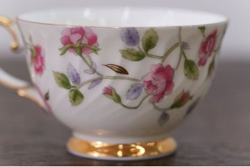 アンティーク雑貨　ノリタケ・大皿、カップ&ソーサー(ノリタケ(Noritake)2客、ホヤ(HOYA)2客)計5点セット
