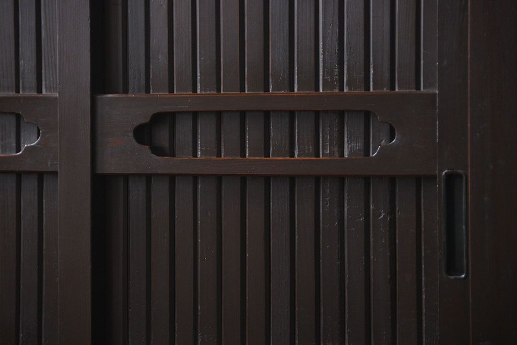 アンティーク家具　古民具・骨董 シンプルでモダンな三尺水屋箪笥(食器棚、収納棚)