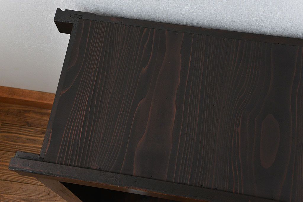 アンティーク家具　古民具・骨董 シンプルでモダンな三尺水屋箪笥(食器棚、収納棚)