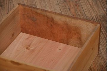 アンティーク家具　アンティーク 前面欅材のモールガラス収納棚(食器棚)