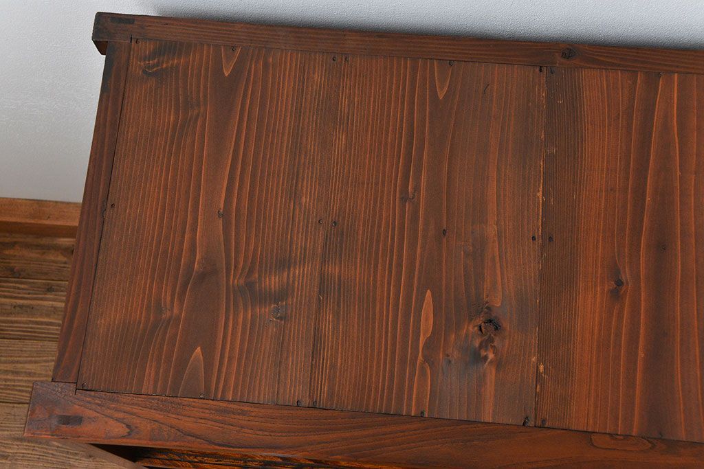 アンティーク家具　アンティーク 前面欅材のモールガラス収納棚(食器棚)