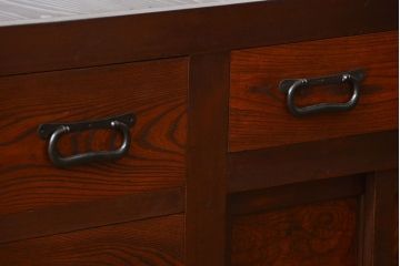 アンティーク家具　古民具・骨董 重厚な六尺収納箪笥サイドボード(帳場箪笥、水屋箪笥)