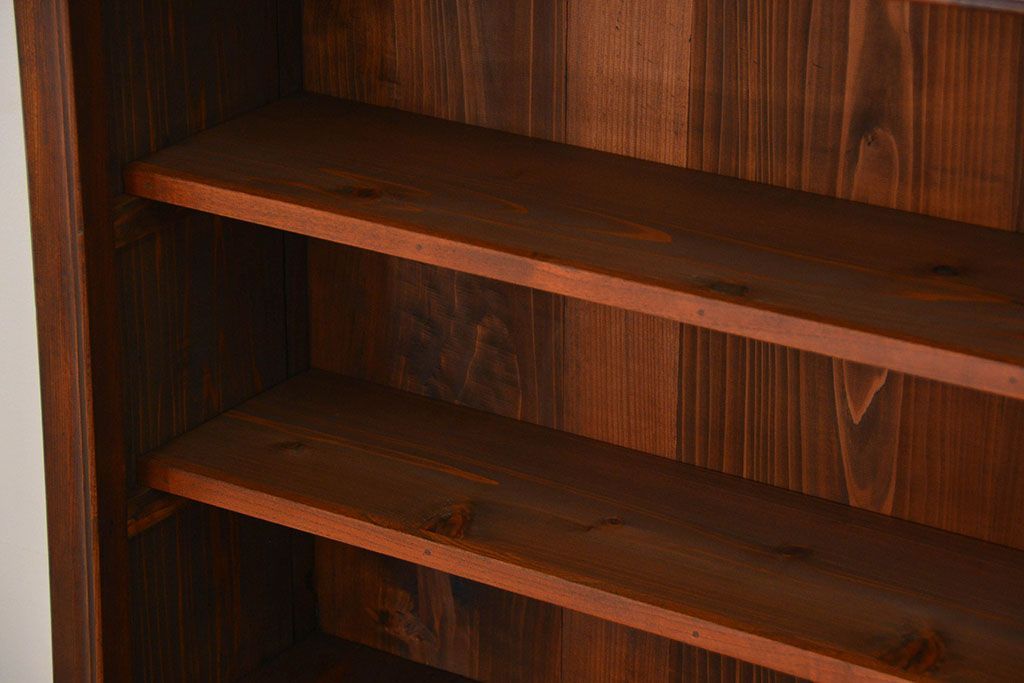 アンティーク家具　アンティーク 前面欅材 4枚引き戸の上質な収納棚(ガラスケース、飾り棚)