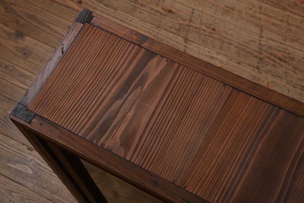 アンティーク家具　アンティーク 前面欅材 4枚引き戸の上質な収納棚(ガラスケース、飾り棚)