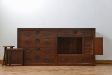 アンティーク家具　アンティーク 前面欅材の上質な時代箪笥サイドボード(帳場箪笥、水屋箪笥、収納箪笥)