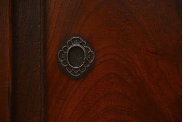 アンティーク家具　アンティーク 前面欅材の上質な時代箪笥サイドボード(帳場箪笥、水屋箪笥、収納箪笥)