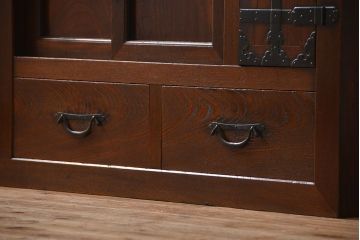 アンティーク家具　アンティーク 前面欅材の上質な時代箪笥サイドボード(帳場箪笥、水屋箪笥、収納箪笥)