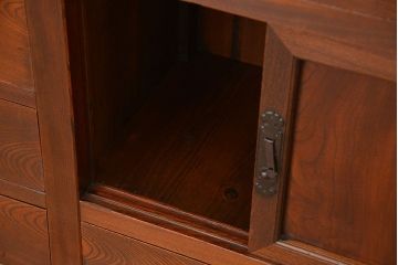 アンティーク家具　アンティーク 前面欅材の上質な時代箪笥サイドボード(帳場箪笥、水屋箪笥、収納箪笥)