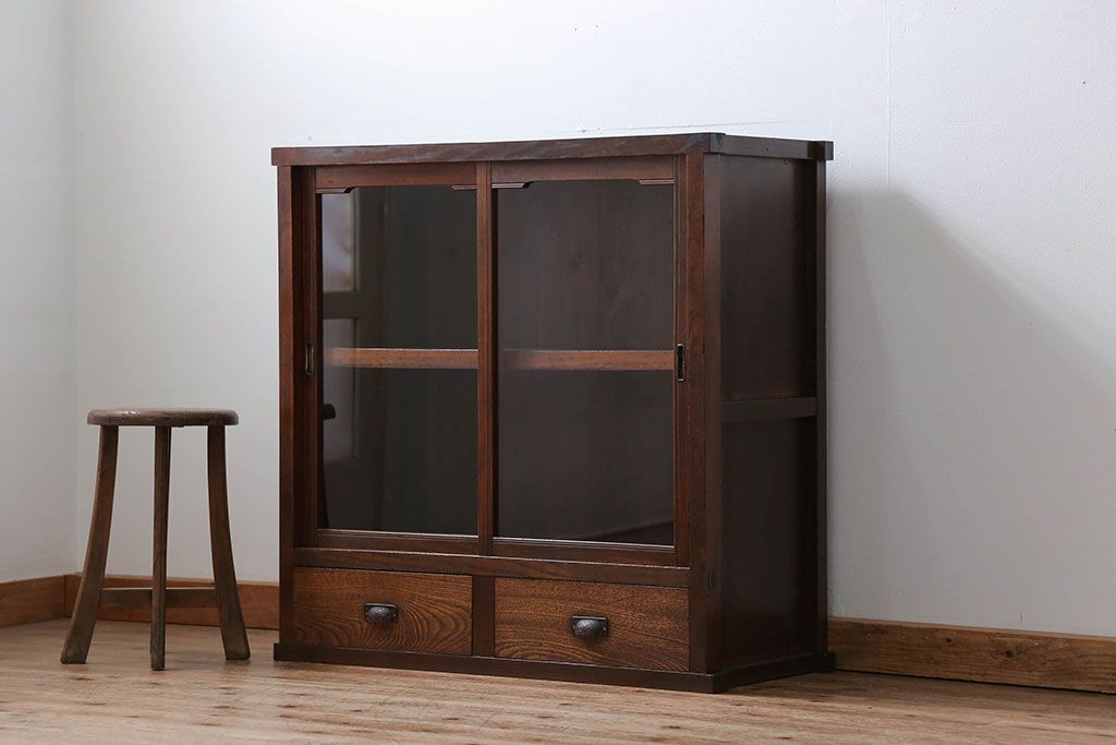 アンティーク家具　アンティーク 古い木の引き出し付き収納棚(食器棚)