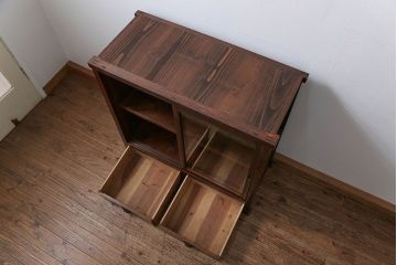 アンティーク家具　アンティーク 古い木の引き出し付き収納棚(食器棚)
