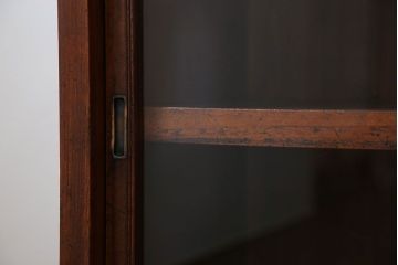 アンティーク家具　アンティーク 古い木の引き出し付き収納棚(食器棚)