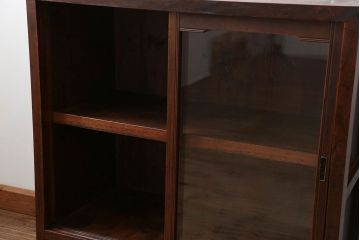 アンティーク家具　アンティーク 古い木の引き出し付き収納棚(食器棚)