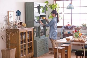 アンティーク家具　アンティークペイント 引き出し10杯 2段重ね食器棚(収納棚)