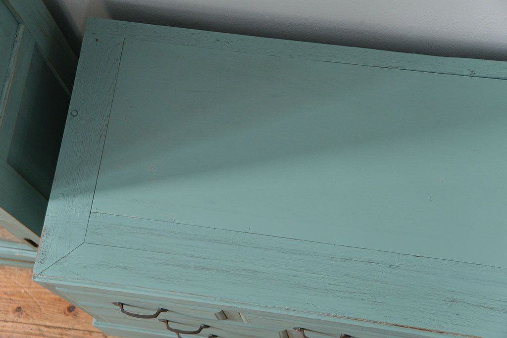 アンティーク家具　アンティークペイント 引き出し10杯 2段重ね食器棚(収納棚)