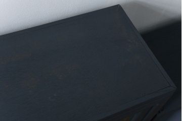 アンティーク家具　アンティーク モールガラスの背の高いペイント2段重ね収納棚(食器棚、飾り棚)